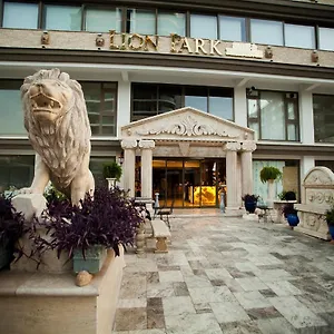 Lion Park & Otel